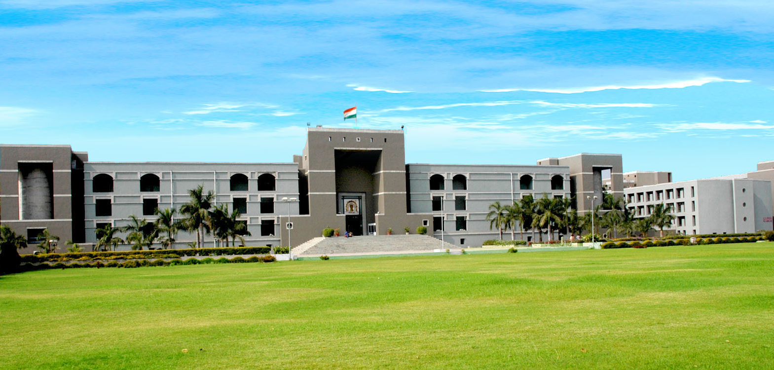 SARFAESI Amendment 2004 Unconstitutional: Gujarat HC