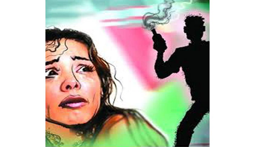 Apex Court expresses alarm over acid attack cases, issues notices to Centre and State Governments Apex Court expresses alarm over acid attack cases, issues notices to Centre and State Governments