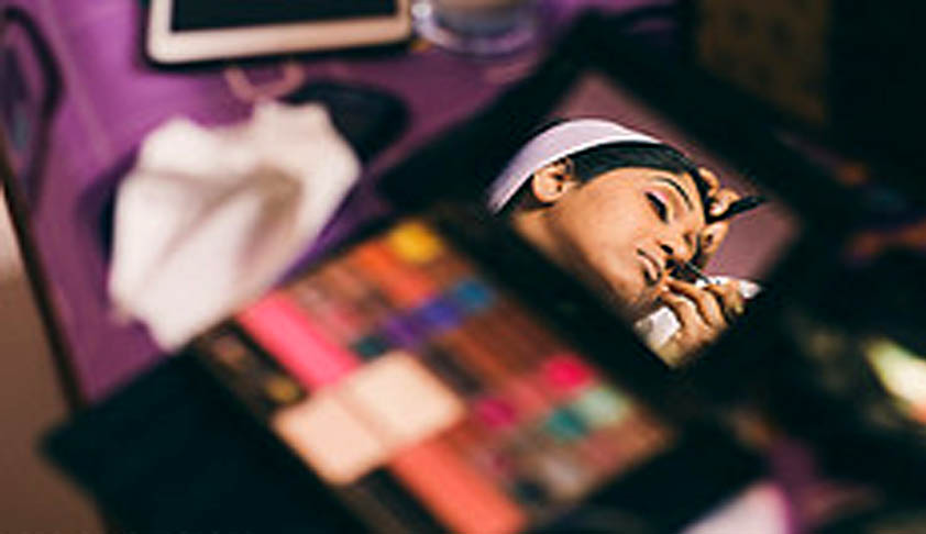 Charu Khurana still struggles to get membership of Cine Costume Make-Up Artist & Hair Dressers Association; SC interferes