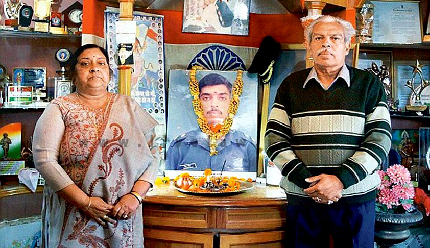 After once blocking Pak, cannot go to ICJ on jailed, tortured Indian soldiers: Govt. tells SC After once blocking Pak, cannot go to ICJ on jailed, tortured Indian soldiers: Govt. tells SC