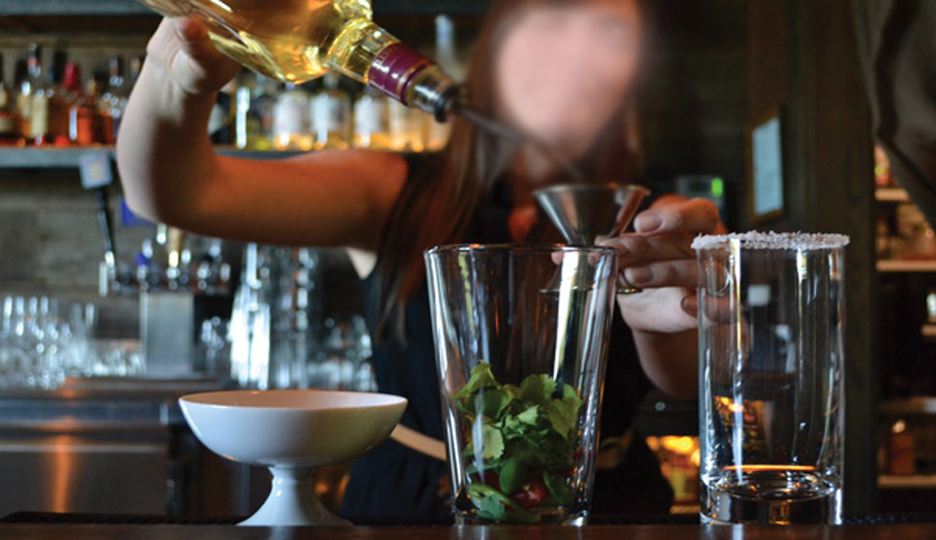 Prohibiting women from working as Bartenders unconstitutional: Kerala High Court [Read the Judgment]