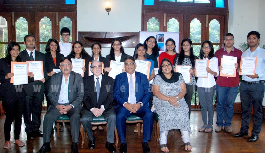 IRClass awards Shri Venkiteswaran Scholarships to Law Students of Mumbai University