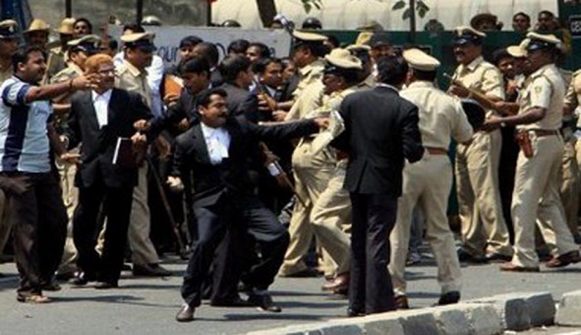 Breaking; Being an Advocate does not confer any immunity from investigation for a wrongdoing; Allahabad HC 7 Judge Bench directs strong action against Lawyers engaged in Violence in the Court