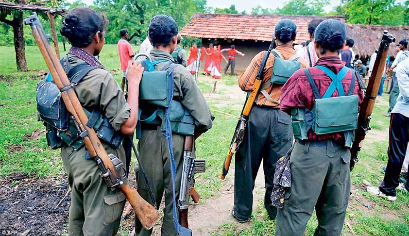 SC Advises Govt To Initiate Peace Talks To End Maoist Violence In Chattisgarh, Compensate Victims Under CrPC [Read Order]