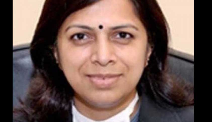 Senior Civil Judge Rachna Tiwari, Accused In Bribery Case, Gets Bail [Read Order]