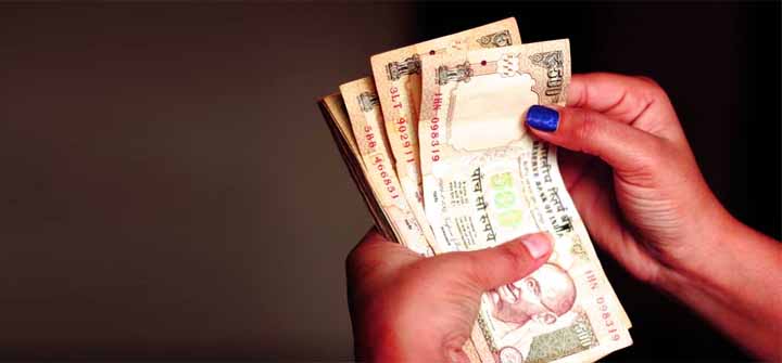 Ahead Of SC Hearing, Centre Says Demonetisation Necessary ‘Reasonable Restriction’ Not ‘Deprivation’ Ahead Of SC Hearing, Centre Says Demonetisation Necessary ‘Reasonable Restriction’ Not ‘Deprivation’