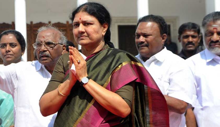 Surrender Immediately: SC to Sasikala Surrender Immediately: SC to Sasikala
