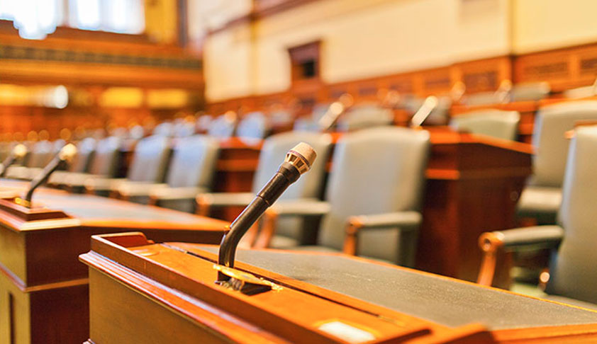 Mic-System In SC Courtrooms Be Mandatorily Used For Sake Of Lawyers, Litigants, Media And Public: Law student, Young Advocates Pray Before SC [Read Petition]