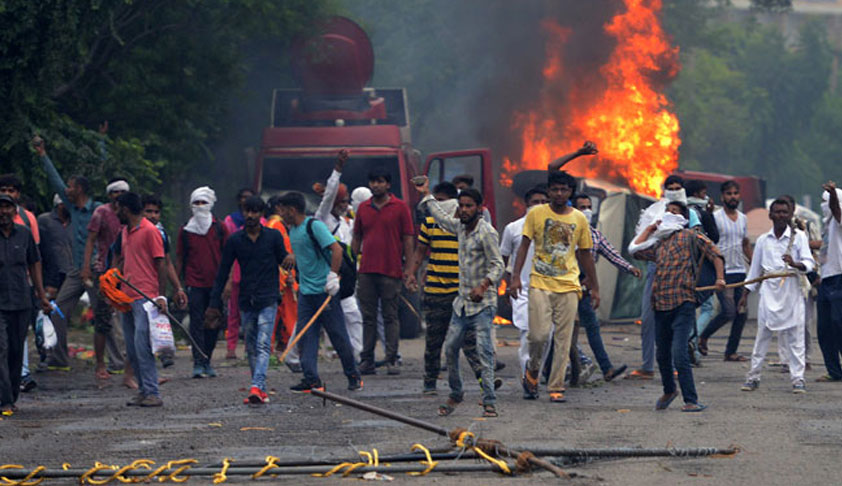 Terrorizing The Public At Large Is A Heinous Crime And That Should Be Dealt With A Stern Hand: Punjab & Haryana HC Denies Bail To Gurmeet Ram Rahim Supporters [Read Order]