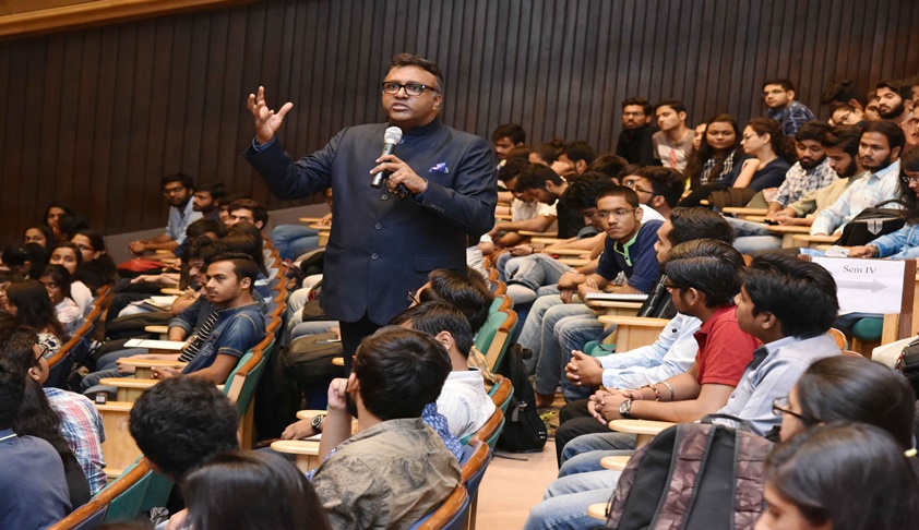 JGU VC Prof. Rajkumar Delivers Lecture at ILNU on Combating Corruption