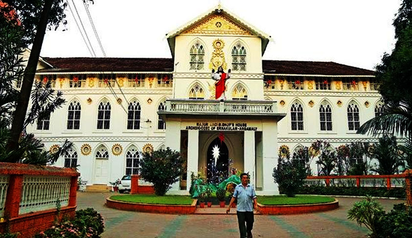 Intra-Court Appeal Maintainable Against Judgment Passed Under Art 226 Exercising Criminal Jurisdiction: Kerala HC DB Sets Aside Order To Probe Syro-Malabar Church Land Deal Case [Read Judgment]
