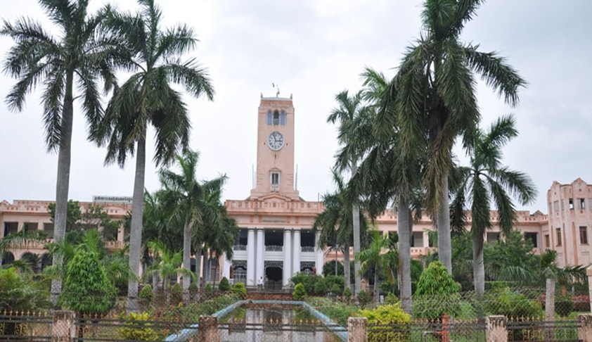Annamalai University Can’t Devise Its Own Fee Structure For Medical/Engineering Professional Degree Courses: SC [Read Judgment]