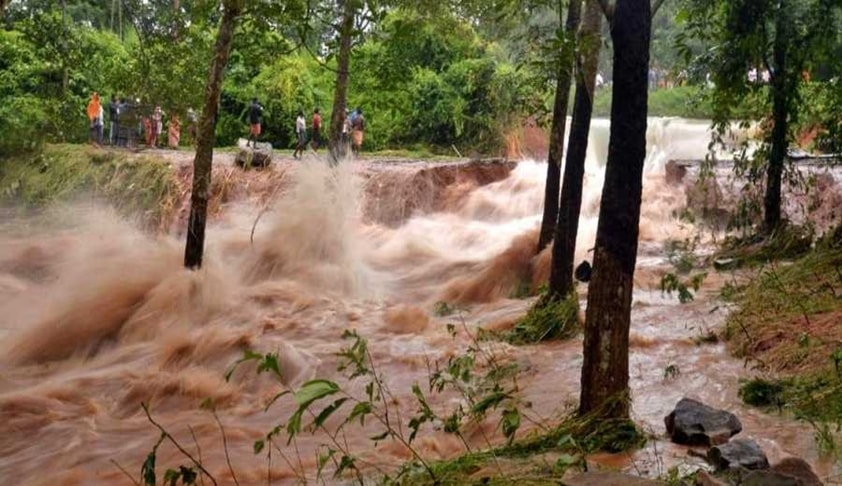 SC Bar Association (SCBA) Begins Fund Collection Drive For Kerala Flood Relief; Rs. 30L Being Transferred SC Bar Association (SCBA) Begins Fund Collection Drive For Kerala Flood Relief; Rs. 30L Being Transferred