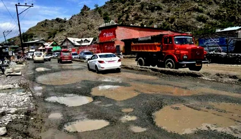 “Potholes Killing More Than Terrorism, It Is Frightening” : SC