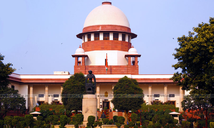 My Character Damaged Without Hearing Me, Woman Who Alleged Sexual Harassment By CJI Expresses Concerns About Justice Bobde Panel My Character Damaged Without Hearing Me, Woman Who Alleged Sexual Harassment By CJI Expresses Concerns About Justice Bobde Panel
