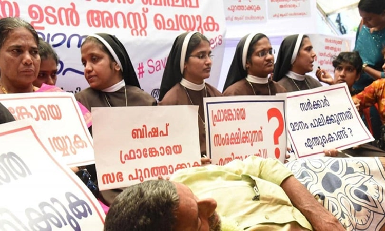 Petition In Delhi HC Seeks CBI Or SIT Probe Into Allegations Of Sexual Abuse Involving Catholic Priests Petition In Delhi HC Seeks CBI Or SIT Probe Into Allegations Of Sexual Abuse Involving Catholic Priests