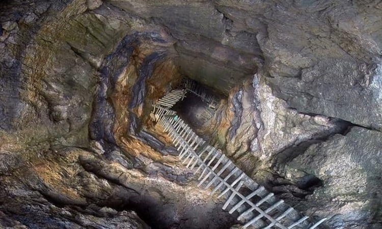 Not Abandoning Operation To Rescue 15 Meghalaya Miners: Centre Tells SC Not Abandoning Operation To Rescue 15 Meghalaya Miners: Centre Tells SC