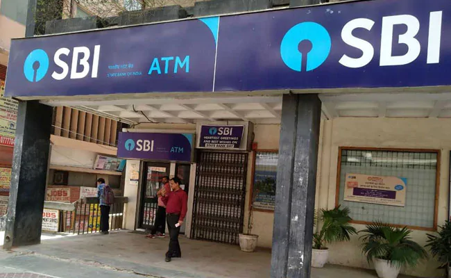 Delhi HC To Decide Whether Service Tax Can Be Imposed On Banks By Treating Minimum Balance As Consideration [Read Petition]