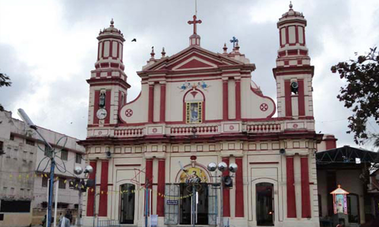 Plea In Kerala HC Seeks Permission To Open Churches With 25% Occupancy Amid Lockdown