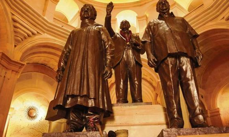 Mayawati Defends Building Of Statues; Tells SC They Represent Will Of People [Read Affidavit]