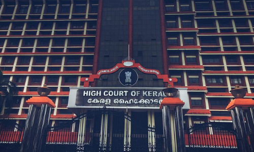 Kerala HC Issues Notice On PIL Challenging Lulu Mall Construction at Akkulam [Read Order]
