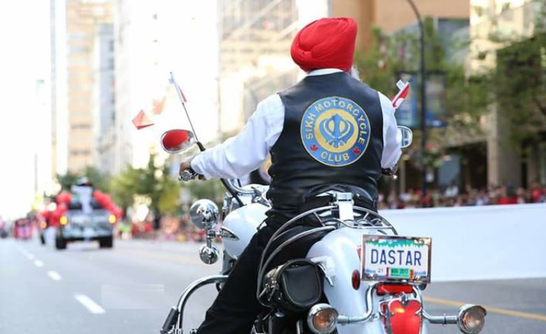 Exemption To Sikhs From Wearing Helmets Is A Reasonable Classification Under Article 14, Not Based On Religion: Bombay High Court