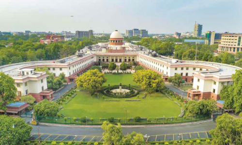 SC Grants Protection From Coercive Steps To Person Adjudged Foreigner To File Review On Basis Of Centres Notification Exempting Migrants Of Specified Communities From Foreigners Act