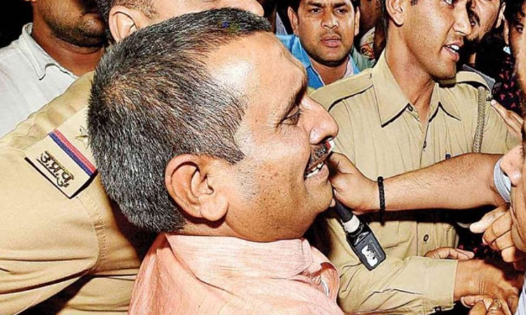 Unnao Rape Victim Moves Delhi High Court Against Grant Of Interim Bail To Ex-BJP MLA Kuldeep Singh Sengar Unnao Rape Victim Moves Delhi High Court Against Grant Of Interim Bail To Ex-BJP MLA Kuldeep Singh Sengar