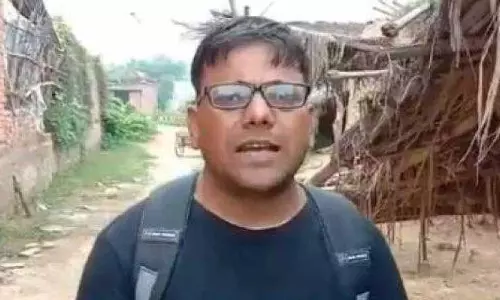Uttar Pradesh Mid-Day Meal Row: FIR Against Journalist Is A Direct Attack On Transparency And Democratic Accountability