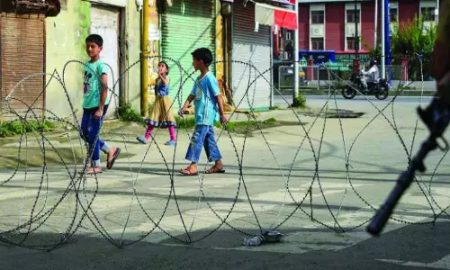 144 Juveniles Arrested Since Aug 5 ; None Under Illegal Detention : J&K  Juvenile Justice Committee Submits Report Quoting Police [Read Report]
