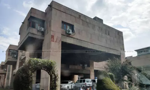 Consumer Commission Can Revive Cases Consigned To Records, Does Not Qualify As Review Or Recall: Jammu & Kashmir High Court Consumer Commission Can Revive Cases Consigned To Records, Does Not Qualify As Review Or Recall: Jammu & Kashmir High Court