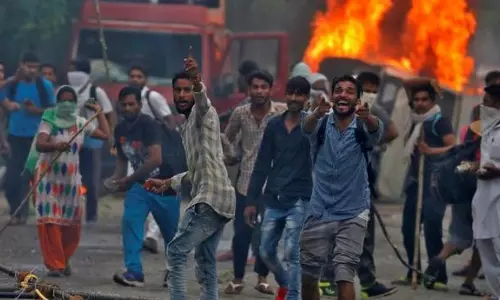 Every Act Of Disruption Of Public Order Will Not Amount To Offence Of Waging War : Haryana Court In Dera Violence Case [Read Order]