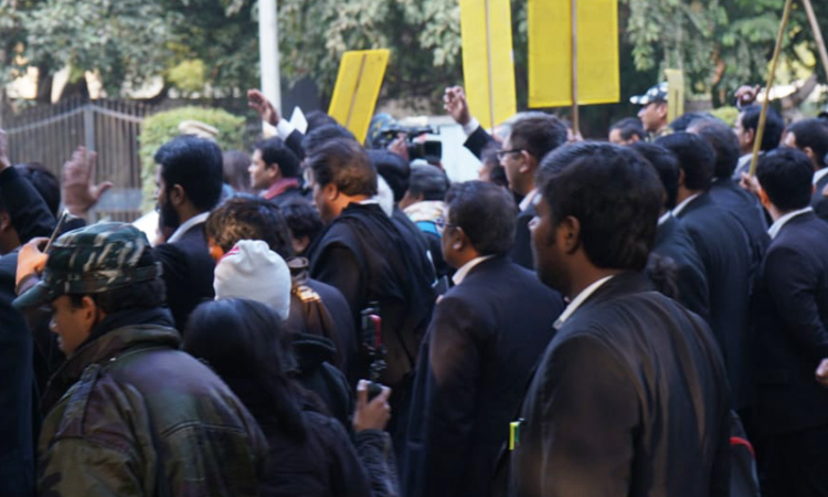 Courts Are Not Industrial Establishments, Bar Cant Bargain Their Demands Like Trade Unions: Allahabad High Court On Lawyers Strike Courts Are Not Industrial Establishments, Bar Cant Bargain Their Demands Like Trade Unions: Allahabad High Court On Lawyers Strike