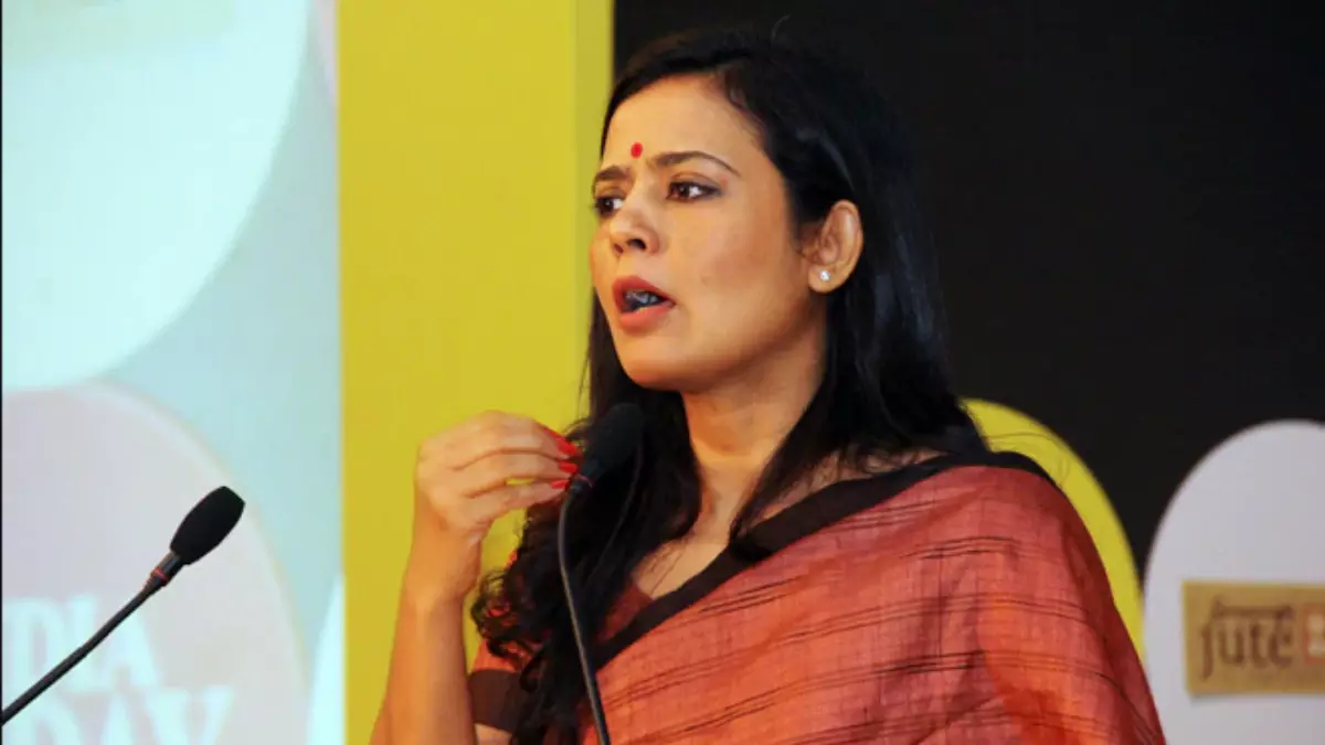 SC Refuses To Recall Order Dismissing Mahua Moitras Plea On Migrants Issue SC Refuses To Recall Order Dismissing Mahua Moitras Plea On Migrants Issue