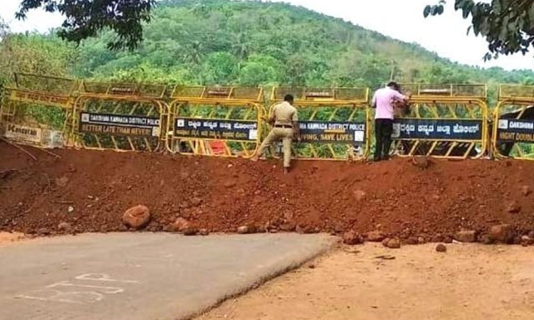 Karnataka Road Blockade : SC Directs Centre, Kerala & Karnataka To Meet And Formulate Parameters For Safe Passage Of Patients [Read Order]