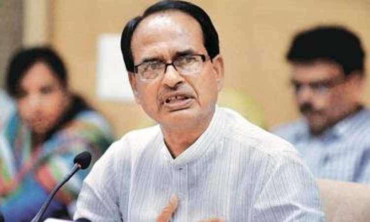 [Violation of Article 164 (1A)] SC Issues Notice to MP CM Shivraj Chouhan on Plea of Ex-Speaker Challenging Appointment of 28 Ministers
