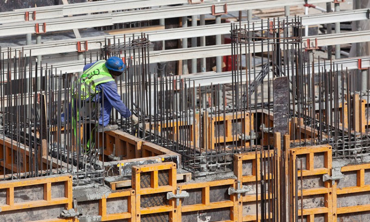 House Contractor Liable For Incomplete Construction, Sub-Standard Work: Kerala Consumer Commission Awards ₹1.1L Compensation House Contractor Liable For Incomplete Construction, Sub-Standard Work: Kerala Consumer Commission Awards ₹1.1L Compensation