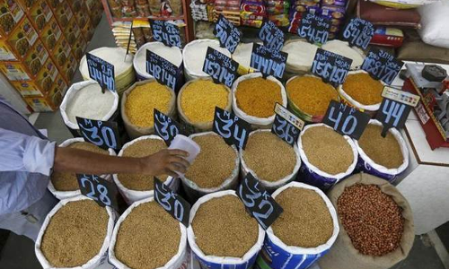 License To Run Fair Price Shop Under Public Distribution Scheme Not Fundamental Right To Carry Business Under Art. 19(1)(g): Allahabad High Court License To Run Fair Price Shop Under Public Distribution Scheme Not Fundamental Right To Carry Business Under Art. 19(1)(g): Allahabad High Court