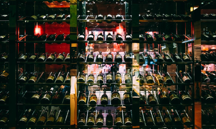 States Can Consider Home Delivery Of Liquor/Indirect Sale To Facilitate Social Distancing:  SC [Read Order]