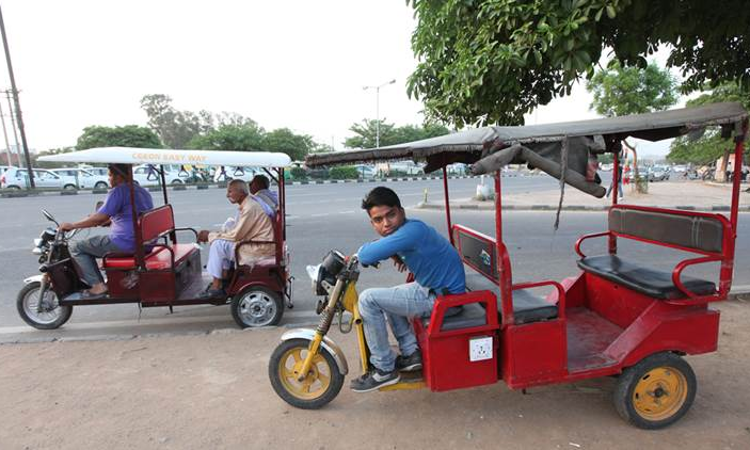 Plea In SC Seeks Direction To Allow Plying of Battery-Operated E-Friendly E-Rickshaws Plea In SC Seeks Direction To Allow Plying of Battery-Operated E-Friendly E-Rickshaws