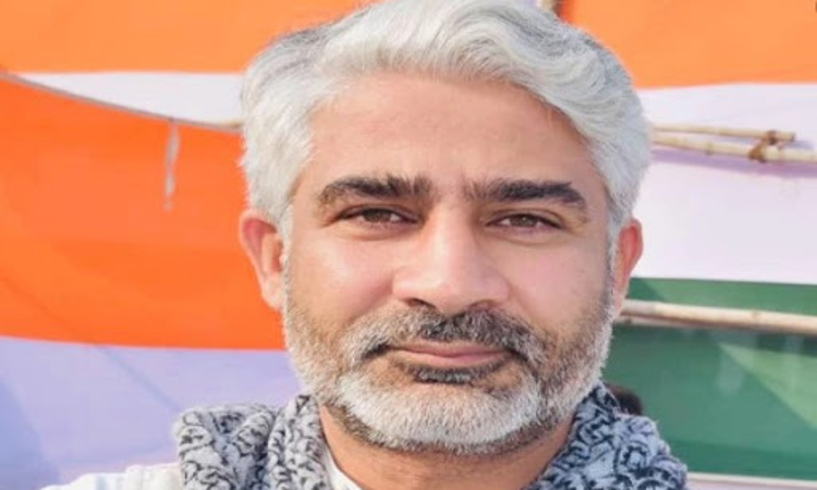 SC Refuses Congress Leaders Plea For Quashing of FIRs In Different States Based On His Tweet Allegedly Hurting Religious Sentiments SC Refuses Congress Leaders Plea For Quashing of FIRs In Different States Based On His Tweet Allegedly Hurting Religious Sentiments