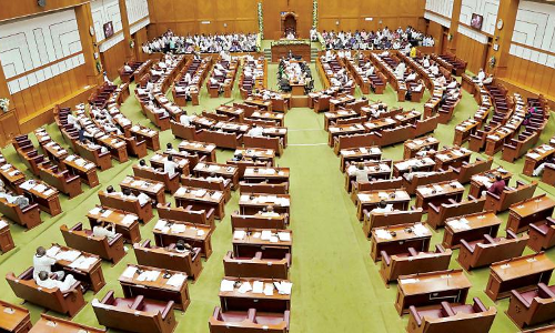 SC Issues Notice On DMK MLAs Plea To Direct TN Speaker To Decide On Disqualification Of 11 AIADMK MLAs
