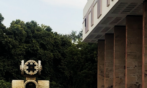 Administrative Tribunal Not An Alternative, But TheOnly Forum For Service Matters : Delhi HC [Read Order]