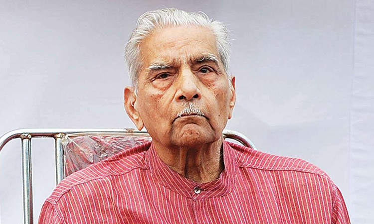 Remembering Shanti Bhushan : A Look At Notable Cases Fought By Him Remembering Shanti Bhushan : A Look At Notable Cases Fought By Him
