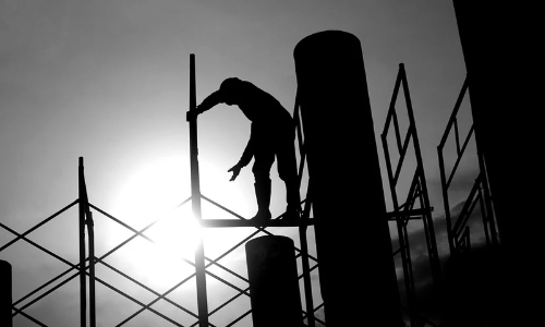 Are Your Officers Sleeping During Job?: Delhi HC Pulls Up NDMC Over Construction Of 5-Storey Illegal Building Without Using Concrete