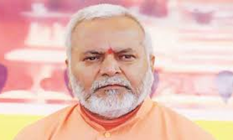 [Breaking] Complainant In Sexual Abuse Case Against Former Union Minister Chinmayanand  Turns Hostile, Says She Never Accused Him