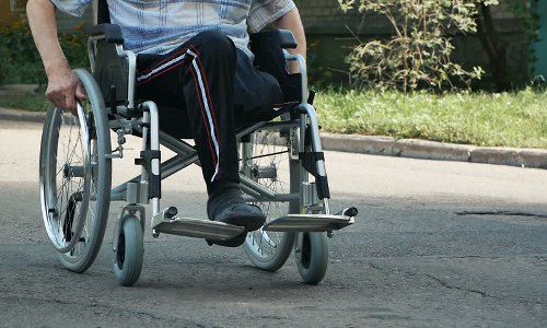 MP High Court Issues Notice On PIL Seeking Ramps In All Public And Private Buildings In Indore For Access To Persons With Disabilities MP High Court Issues Notice On PIL Seeking Ramps In All Public And Private Buildings In Indore For Access To Persons With Disabilities