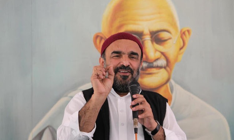 Activist Faisal Khan, Arrested For Offering Namaz At Mathura Temple Granted Bail By Allahabad High Court Activist Faisal Khan, Arrested For Offering Namaz At Mathura Temple Granted Bail By Allahabad High Court