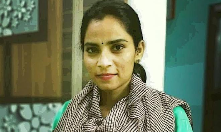 Activist Nodeep Kaurs Alleged Illegal Confinement: Punjab & Haryana High Court Takes Suo Moto Cognizance Activist Nodeep Kaurs Alleged Illegal Confinement: Punjab & Haryana High Court Takes Suo Moto Cognizance