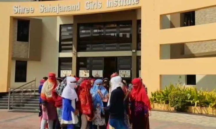 Breaking: Gujarat HC Proposes To Prohibit Social Exclusion Of Women Based On Their Menstrual Status At All Private And Public Places, Including Religious & Educational Breaking: Gujarat HC Proposes To Prohibit Social Exclusion Of Women Based On Their Menstrual Status At All Private And Public Places, Including Religious & Educational